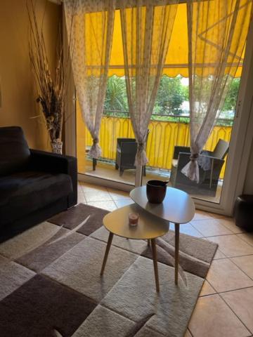Location Saisonniere Menton 220 M Des Plages エクステリア 写真